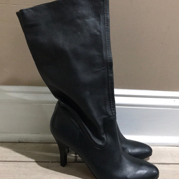 Arturo Chiang Black All Leather boots - Picture 2 of 3